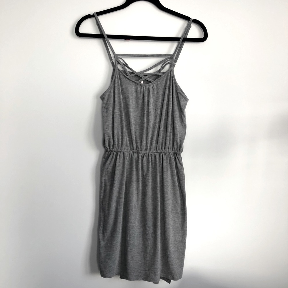 ✨2/$40✨ BNWT* GREY DRESS W CRISS CROSS FRONT